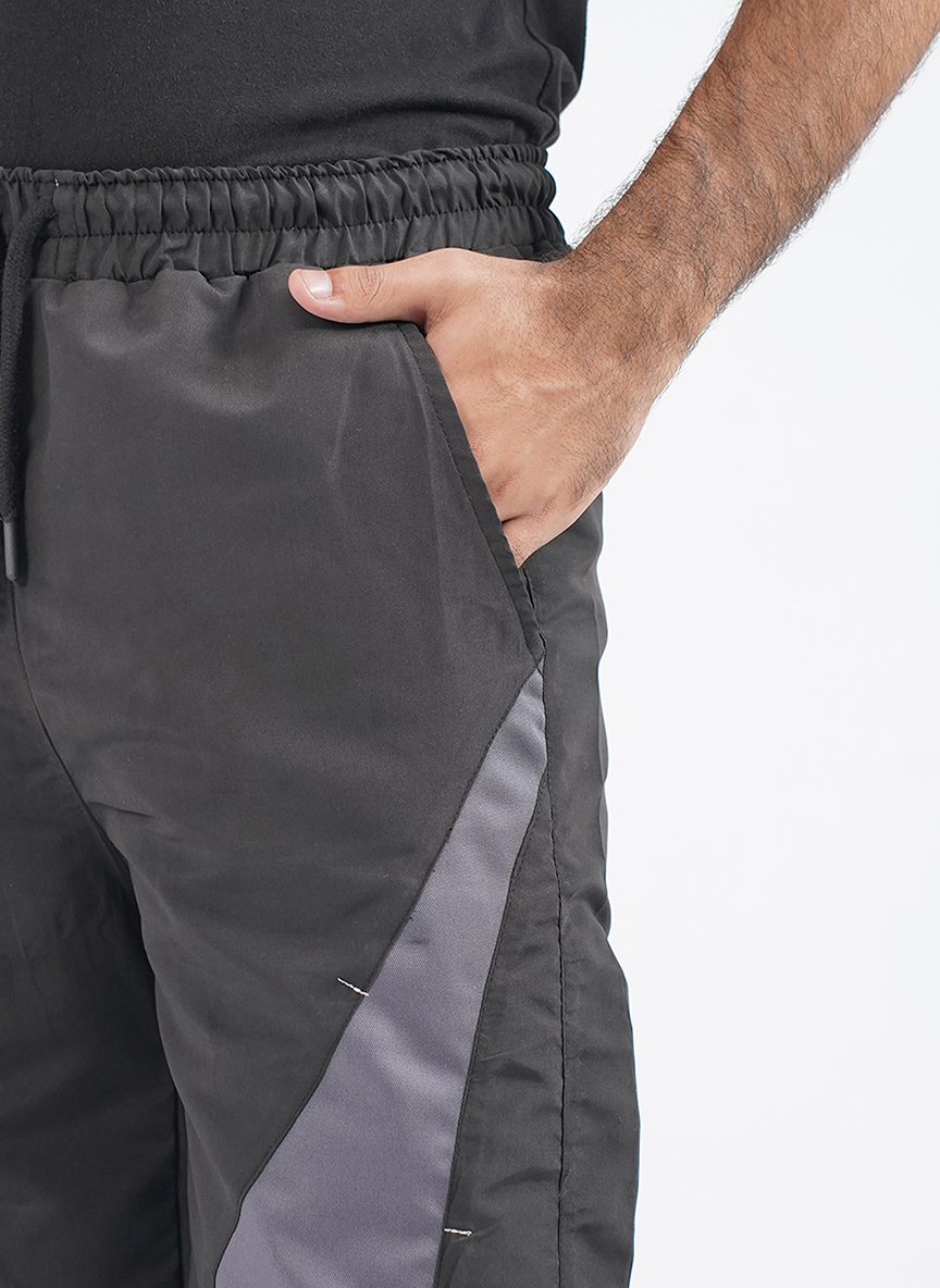 Loose-fit Panel Tracks